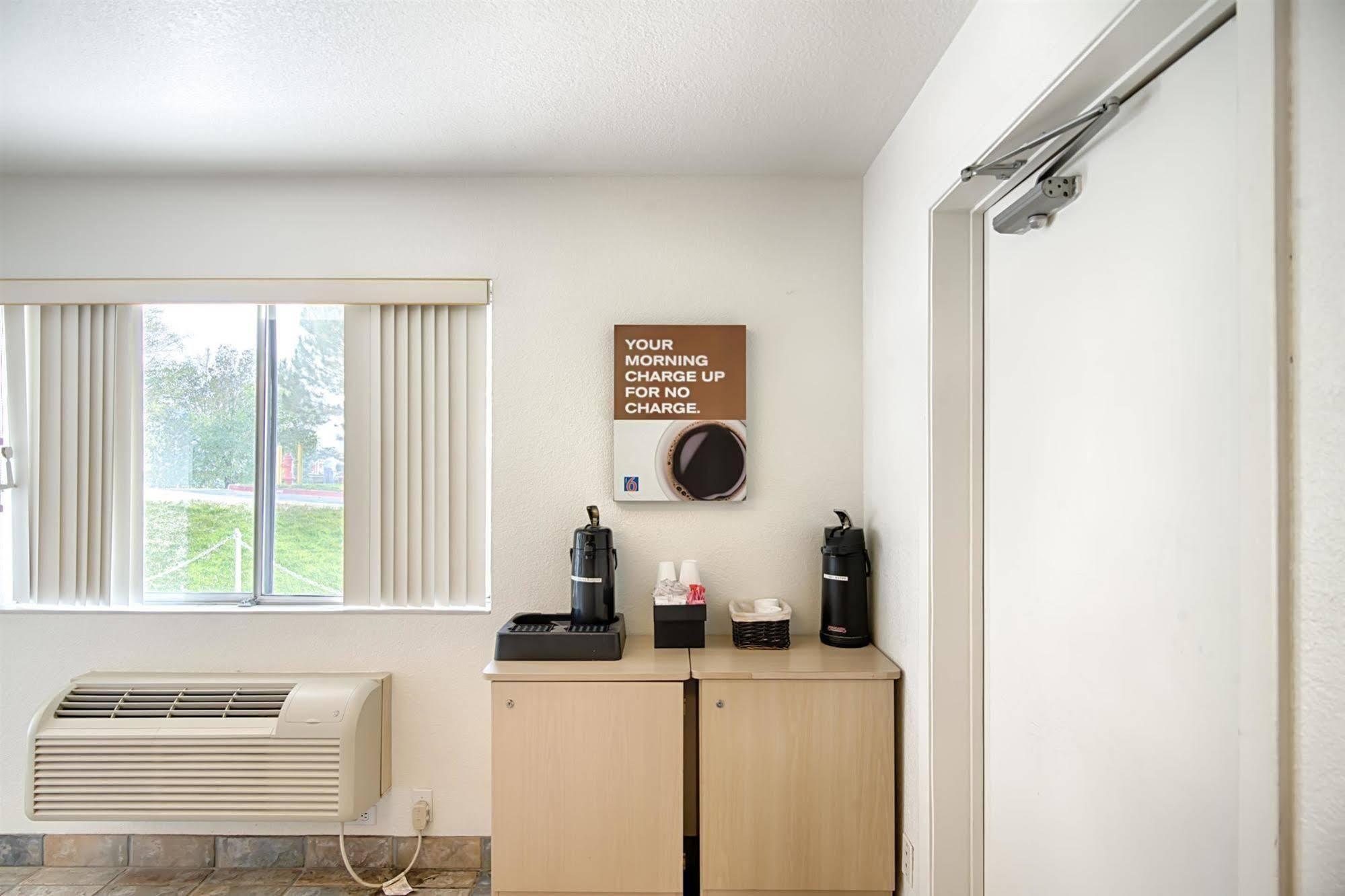 Motel 6-Elko, Nv ภายนอก รูปภาพ