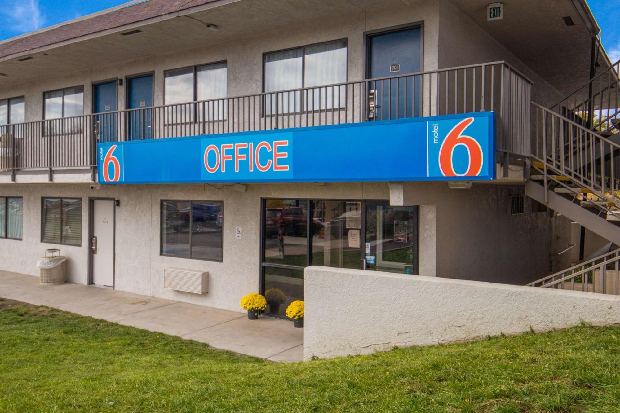 Motel 6-Elko, Nv ภายนอก รูปภาพ